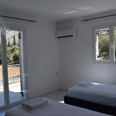 Διαμέρισμα Black & White Διβαράτα