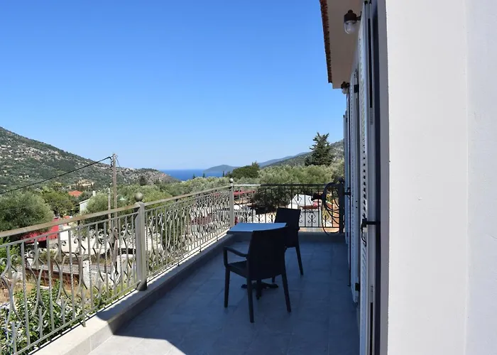 Black & White Apartman Divaráta